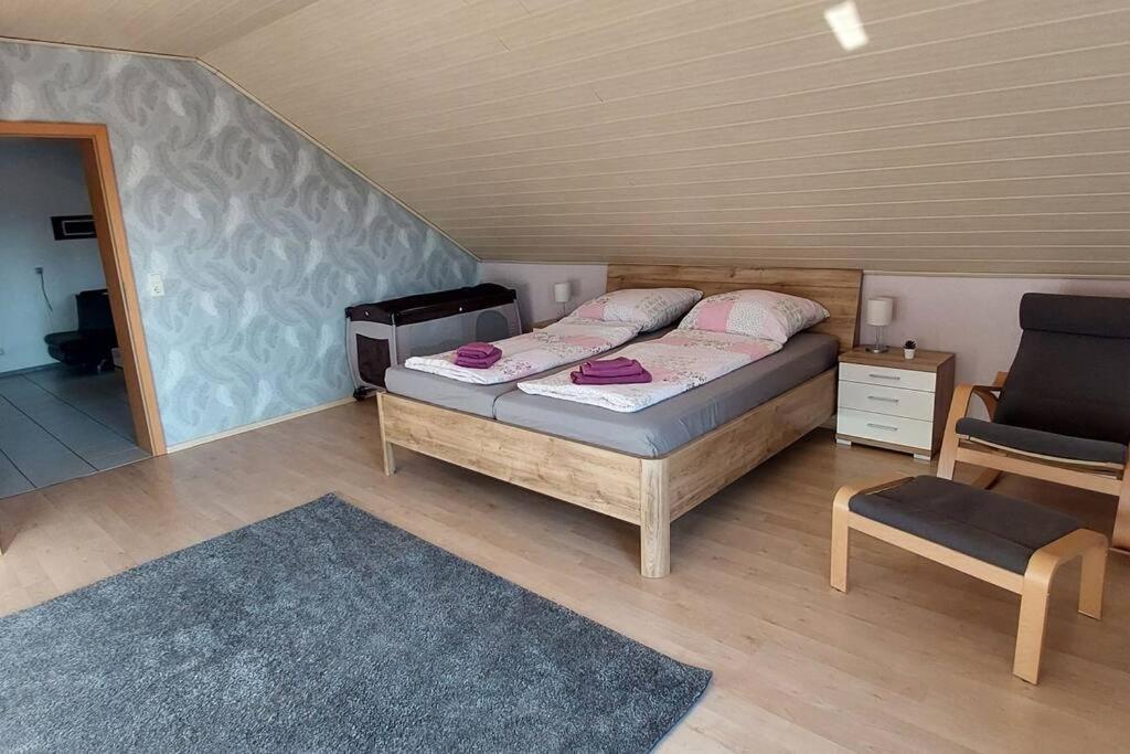 Grosse Tolle 4 Zimmer Ferienwohnung Im Herzen Des Odenwaldes Mörlenbach Exteriér fotografie