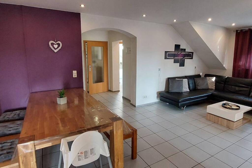 Grosse Tolle 4 Zimmer Ferienwohnung Im Herzen Des Odenwaldes Mörlenbach Exteriér fotografie