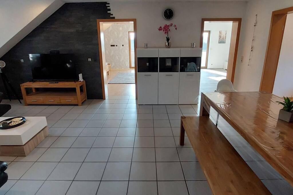 Grosse Tolle 4 Zimmer Ferienwohnung Im Herzen Des Odenwaldes Mörlenbach Exteriér fotografie